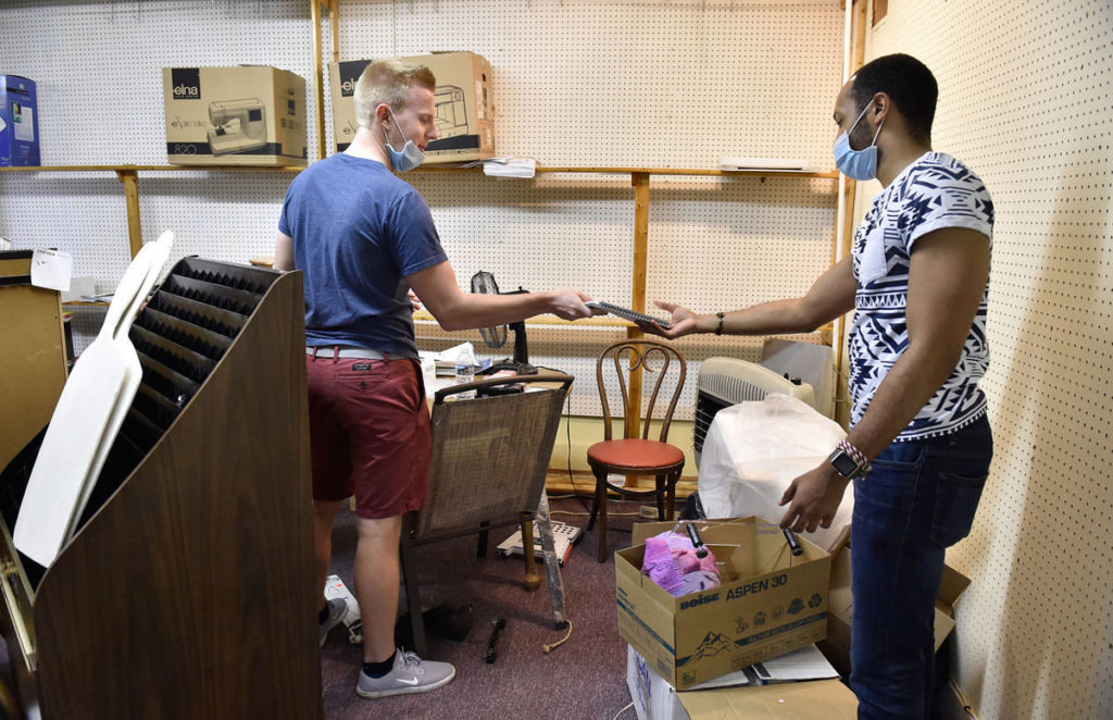 Nimble Thimble gets NuLife Downtown sewing shop opens door to a